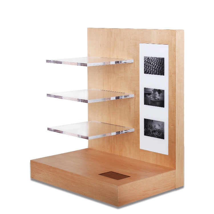 https://www.responsydisplays.com/counter-wood-sunglasses-display-rack-with-logo-and-tiers-product/